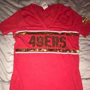V-neck 49ers Pink shirt
